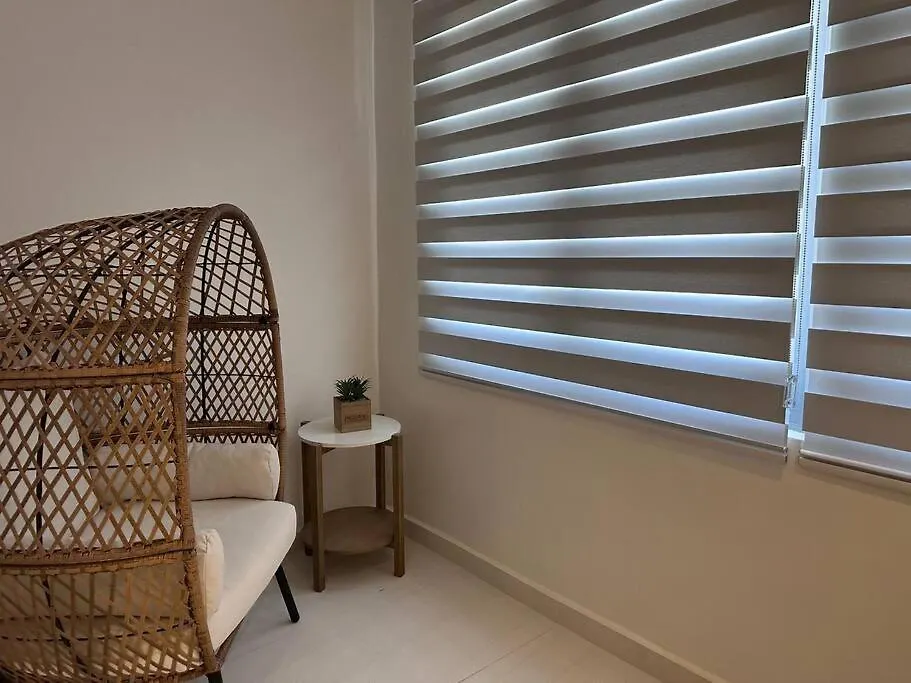 شقة Modern Poolside Getaway فاجاردو